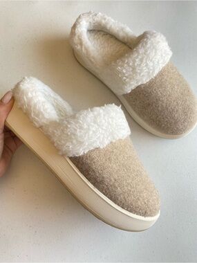 Allbirds Women’s 11 Nude Beige Sherpa Lined Round Toe Platform Slide On Slippers